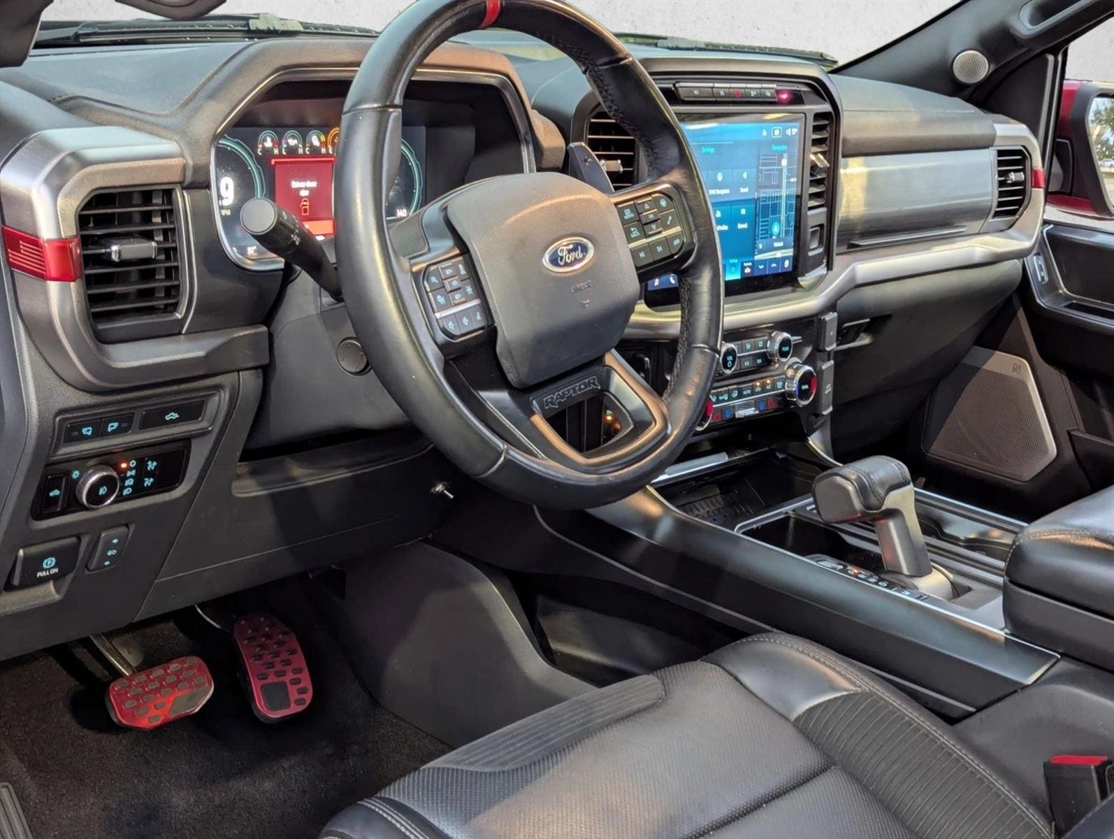 2023 Ford F-150 Raptor - Photo 10