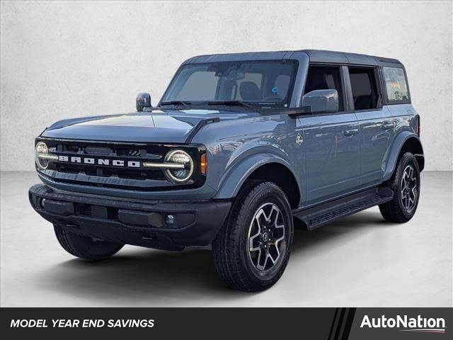 2025 Ford Bronco 4-Door Outer Banks's photo
