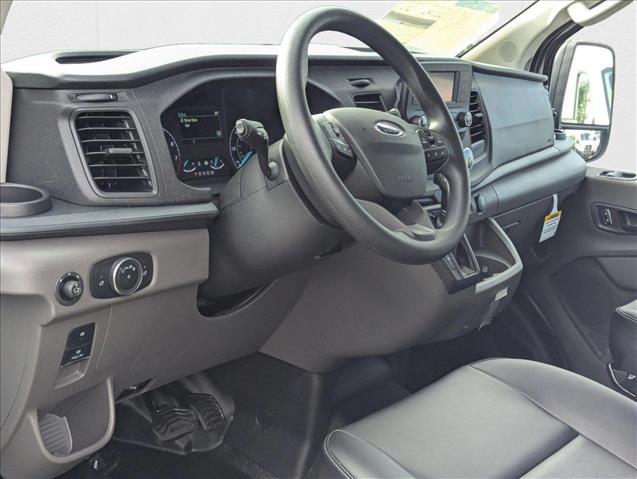 2025 Ford Transit photo 3