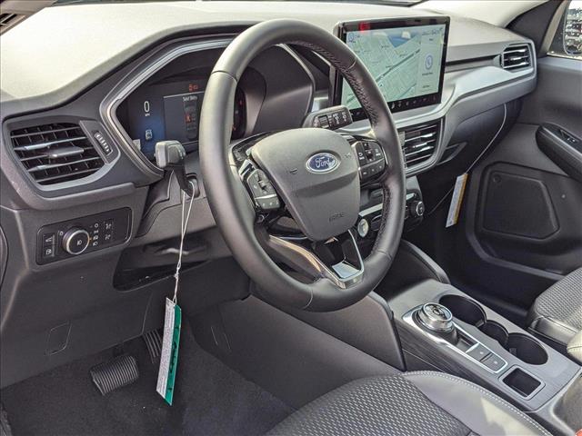2025 Ford Escape photo 3