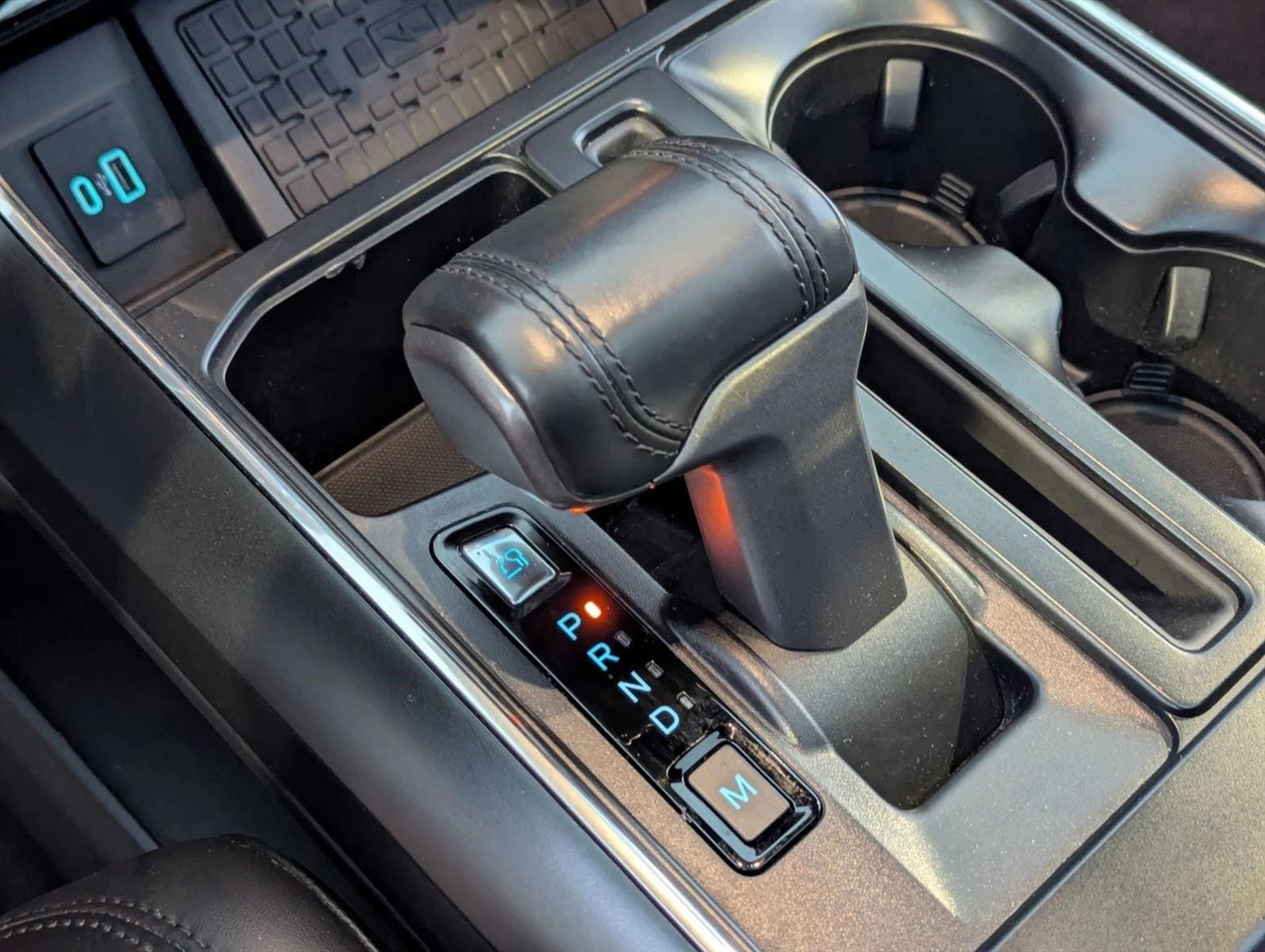 2023 Ford F-150 Raptor - Photo 12