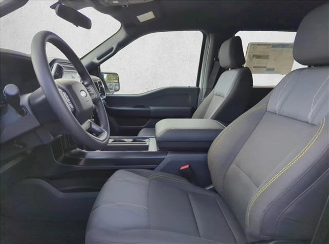 2025 Ford F-150 STX photo 4