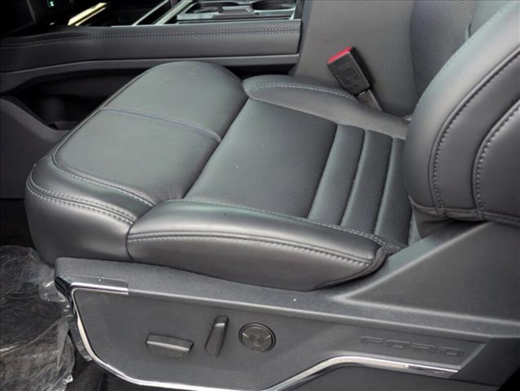 New 2026 Ford F-250 Platinum Truck Crew Cab