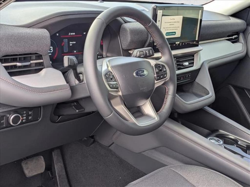 New 2026 Ford Explorer Active w/200A Pkg SUV