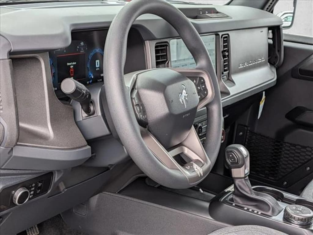 New 2026 Ford Bronco Base SUV