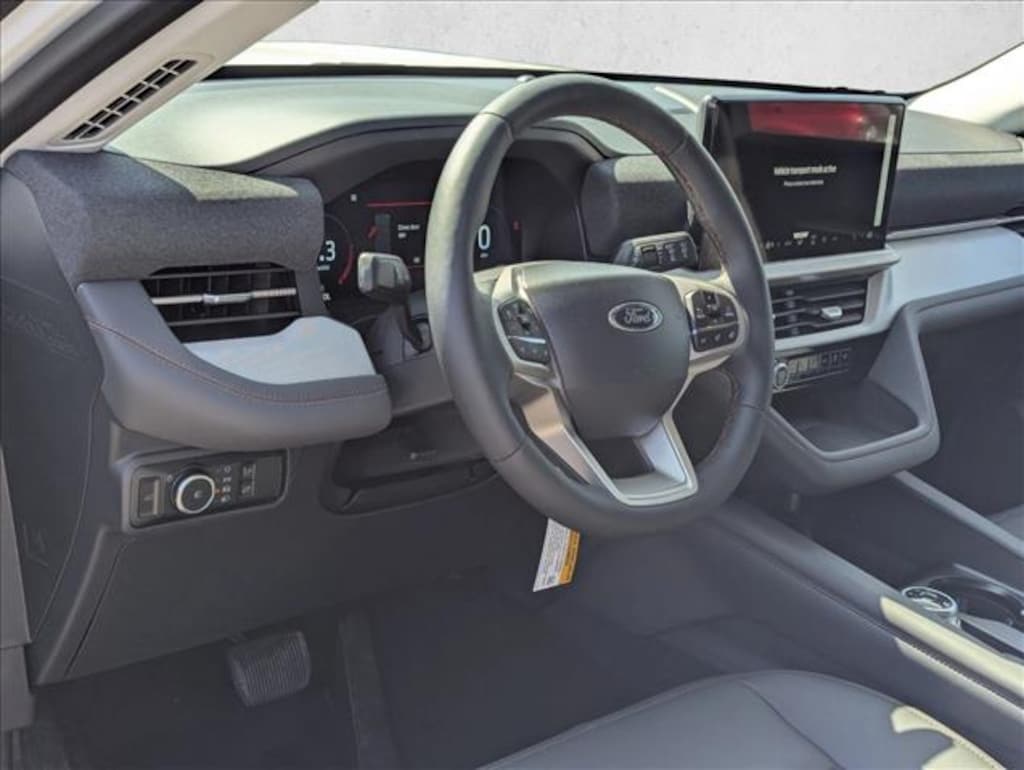 New 2026 Ford Explorer Active w/200A Pkg SUV