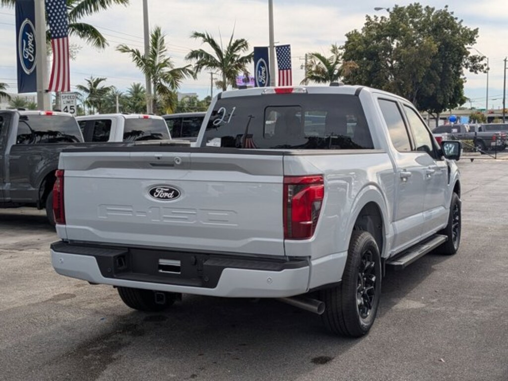 New 2025 Ford F-150 XLT Truck SuperCrew Cab