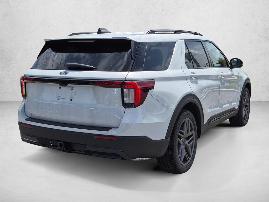 New 2026 Ford Explorer ST-Line SUV