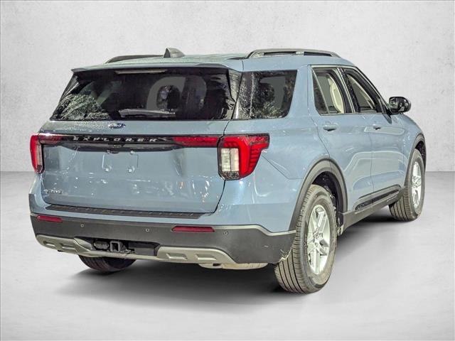2026 Ford Explorer photo 2