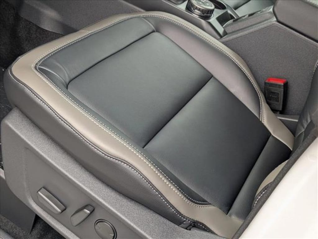 New 2025 Ford Bronco Outer Banks SUV