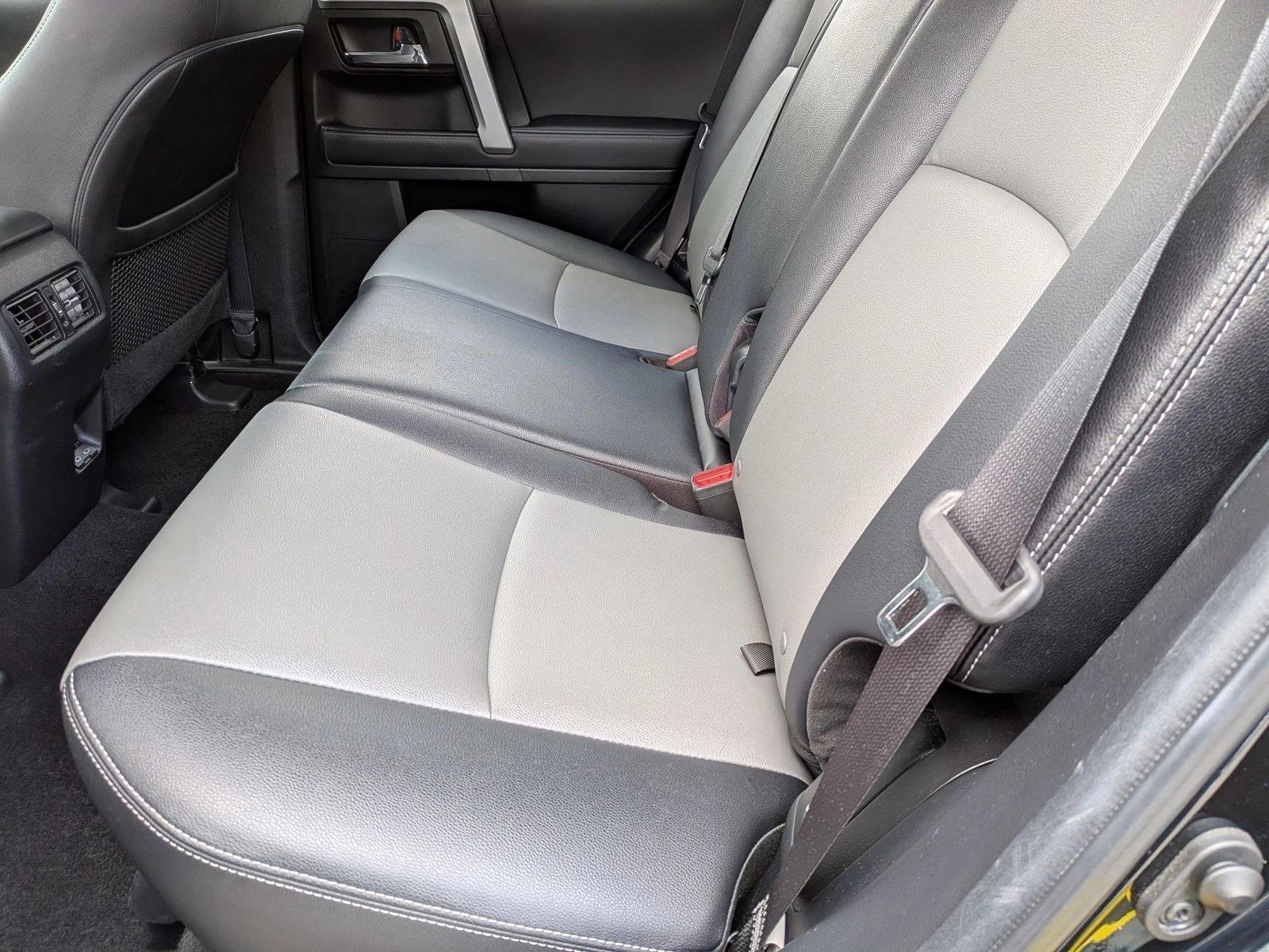 2023 Toyota 4Runner SR5 Premium - Photo 18