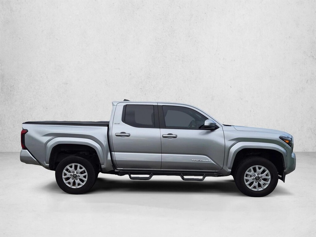 Used 2025 Toyota Tacoma SR5 Truck Double Cab