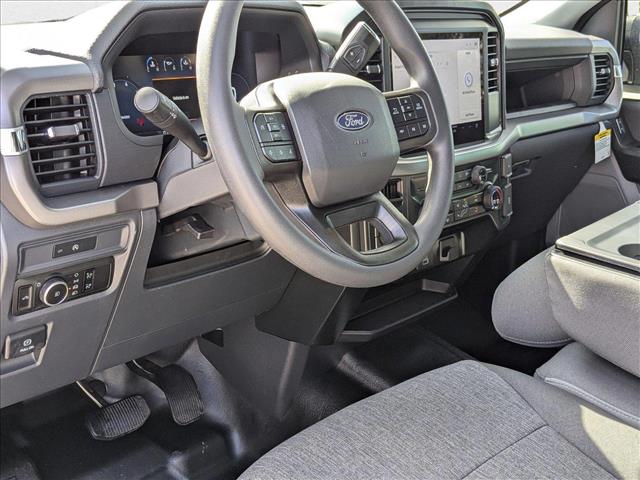 2025 Ford F-150 XL photo 3