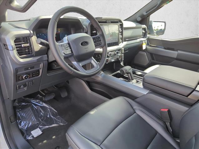 2025 Ford F-150 XLT photo 3