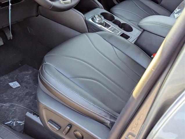 2025 Ford Escape Platinum photo 4