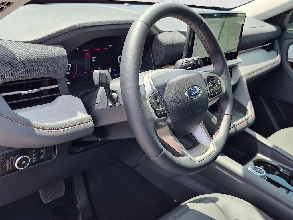 New 2026 Ford Explorer Active w/200A Pkg SUV
