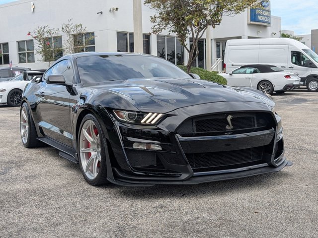 2022 Ford Mustang Shelby GT500 photo 3
