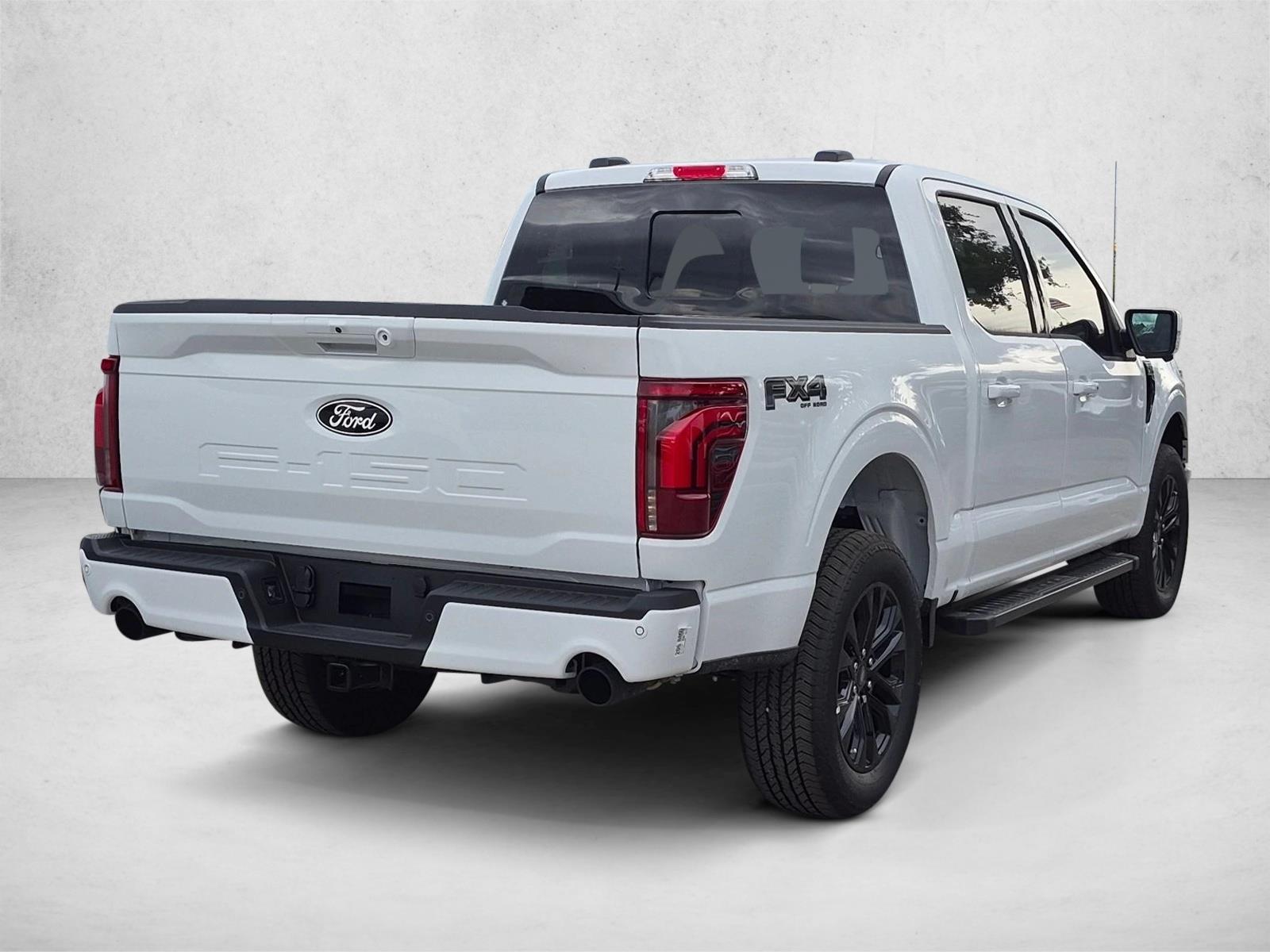 New 2026 Ford F-150 LARIAT Truck SuperCrew Cab
