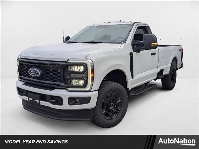 2025 Ford F-350 Super Duty XL's photo