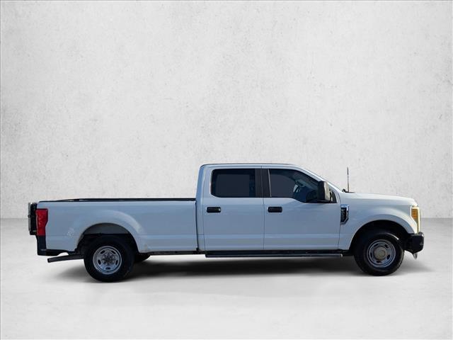 2017 Ford F-250 XL photo 3