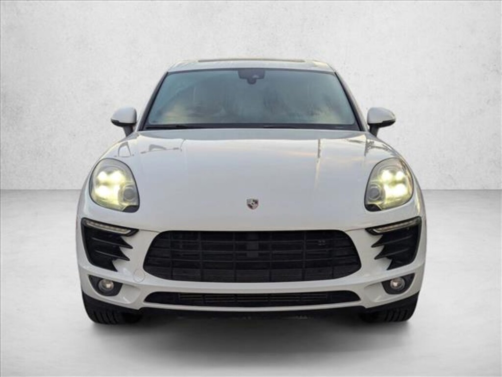 Used 2018 Porsche Macan SUV