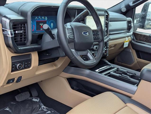 2026 Ford F-250 Lariat photo 3