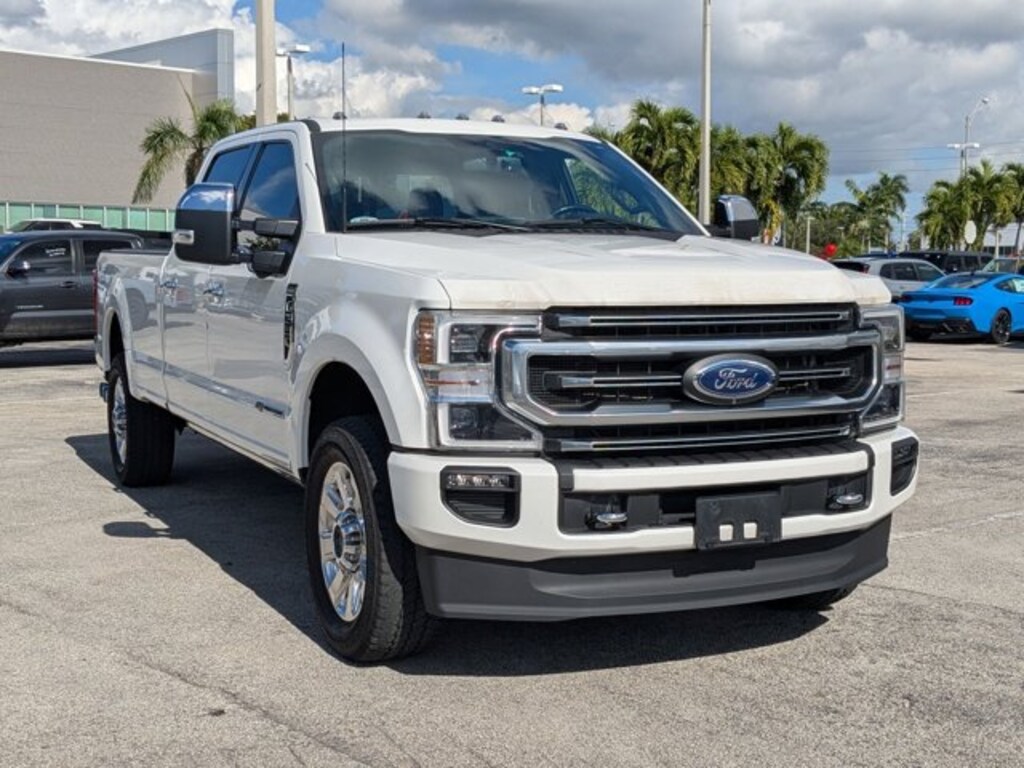 Certified 2022 Ford F-350 Platinum Truck Crew Cab