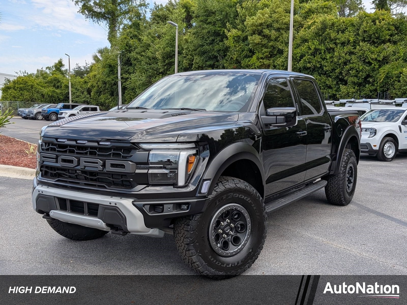 2026 Ford F-150 Raptor 4x4 SuperCrew 5-1/2 Box's photo