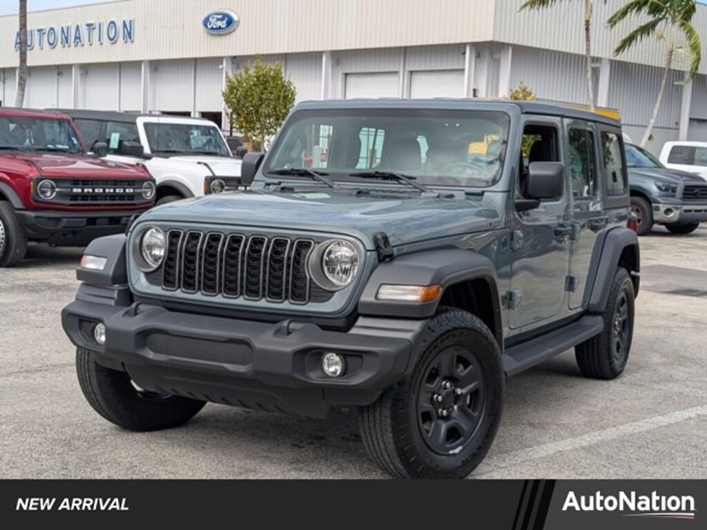 Used 2025 Jeep Wrangler Sport SUV