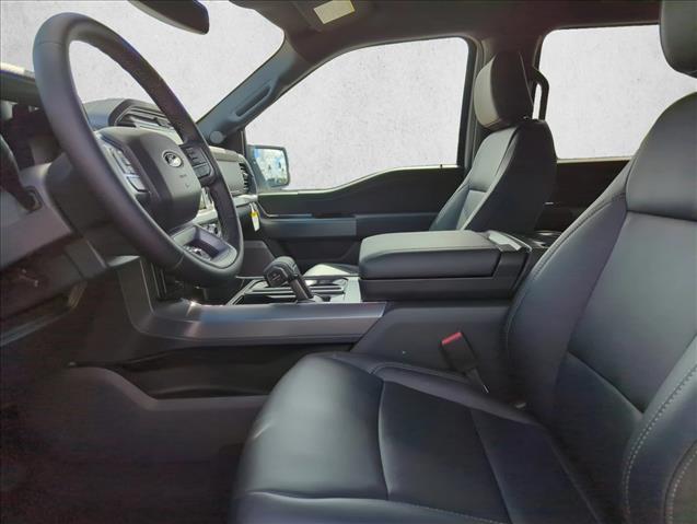2025 Ford F-150 XLT photo 4