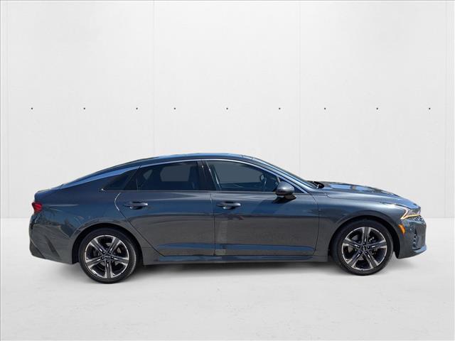 2022 Kia K5 EX photo 2