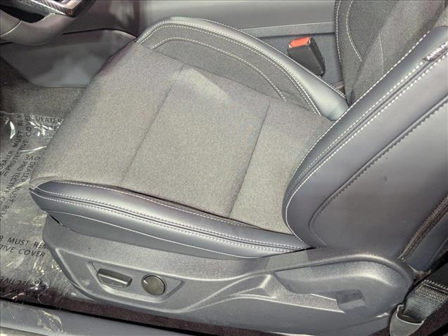 2025 Ford Mustang EcoBoost photo 4