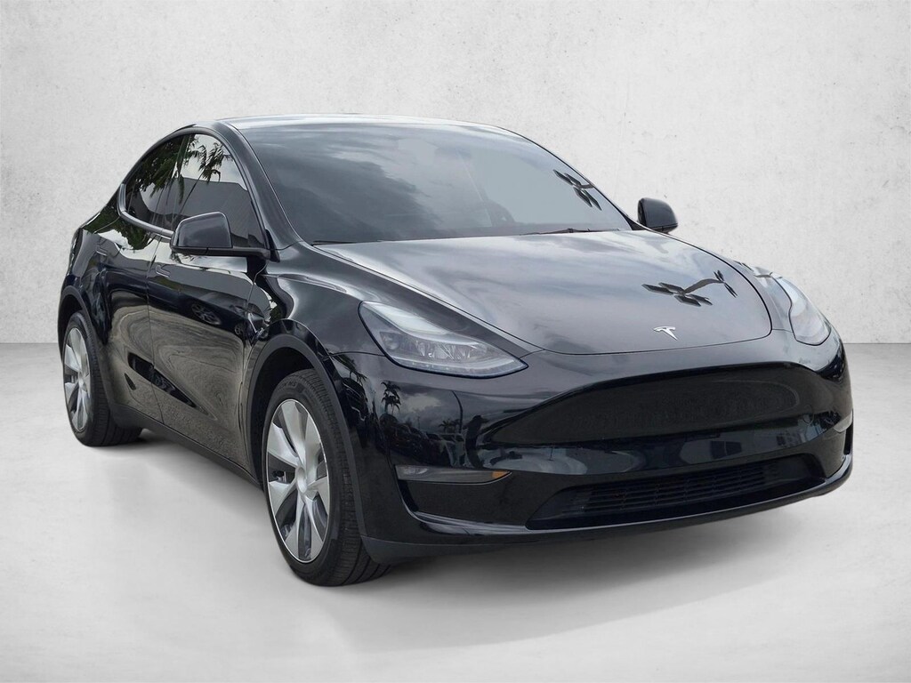 Used 2024 Tesla Model Y Long Range SUV