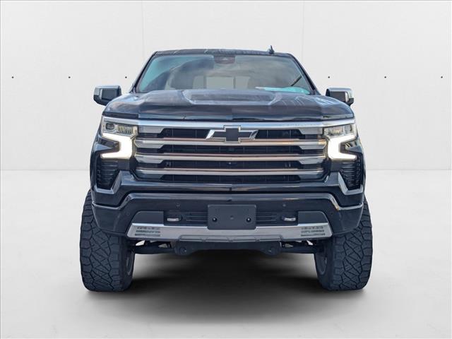 2022 Chevrolet Silverado 1500 High Country photo 2