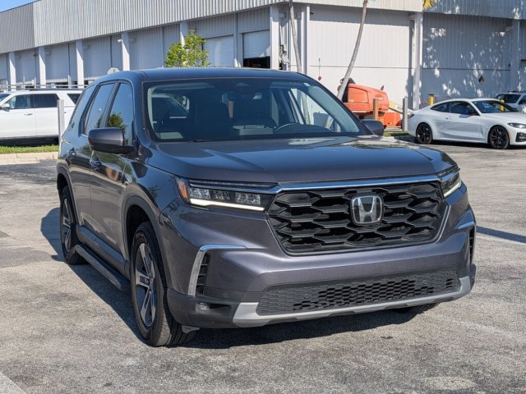Used 2024 Honda Pilot EX-L 8 Passenger SUV