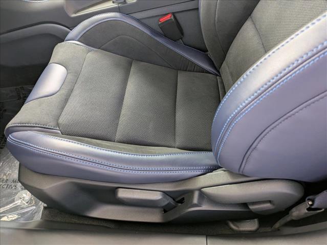 2025 Ford Mustang Dark Horse Deluxe photo 4