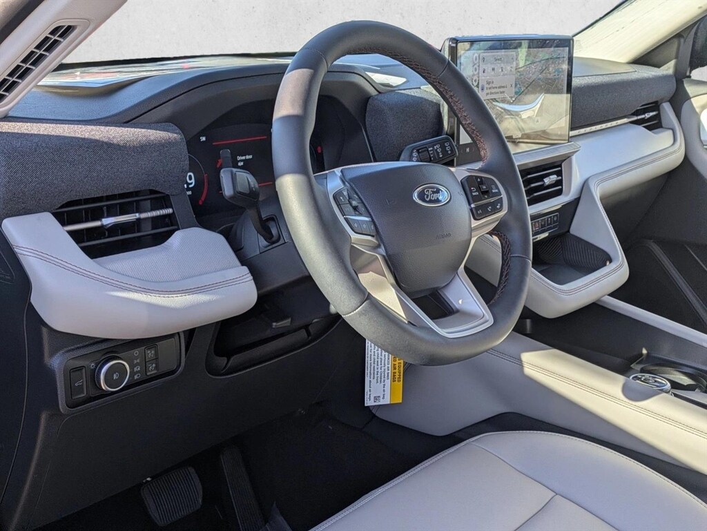 New 2026 Ford Explorer Active w/100A Pkg SUV