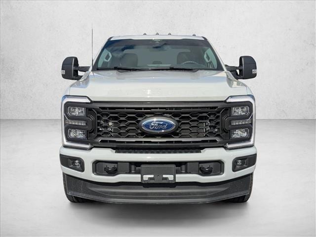 2025 Ford F-250 XL photo 2