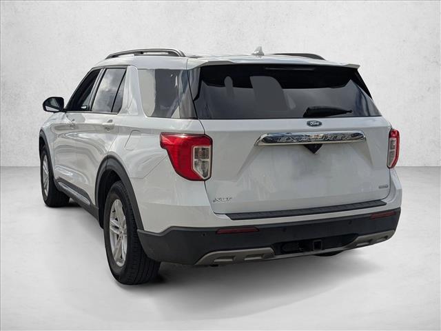 2020 Ford Explorer XLT photo 3