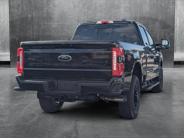 2025 Ford F-250 Lariat photo 2