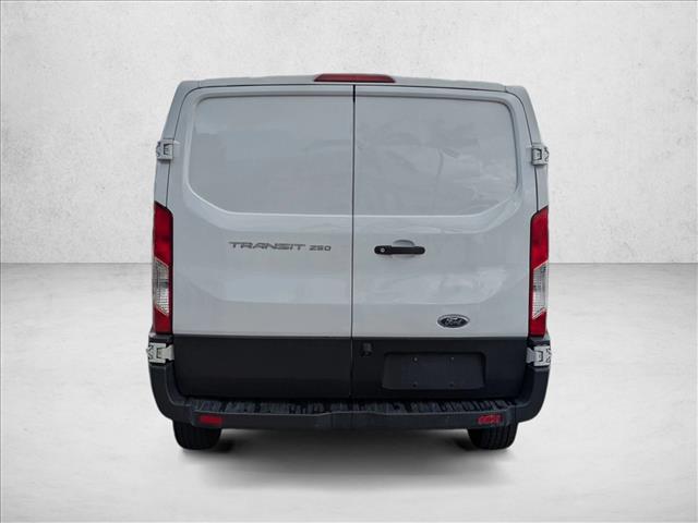 2018 Ford Transit photo 3