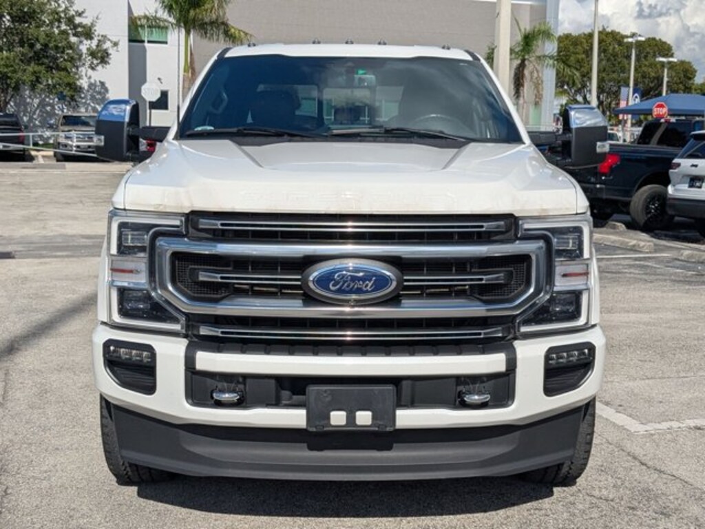 Certified 2022 Ford F-350 Platinum Truck Crew Cab