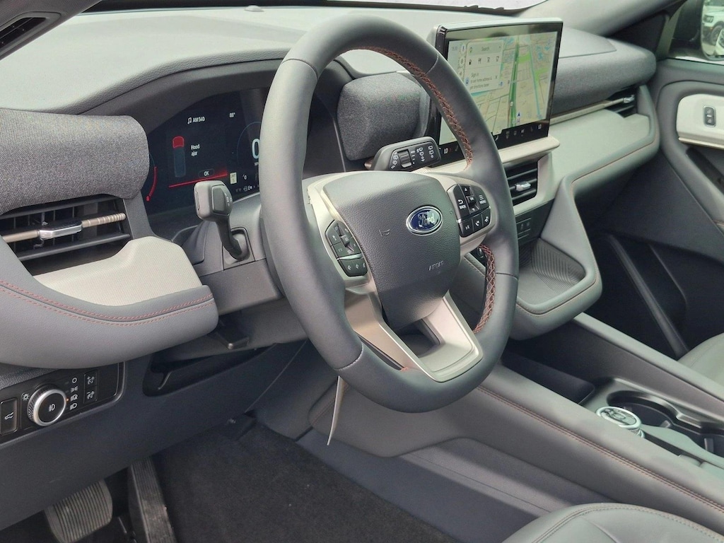New 2027 Ford Explorer Active w/200A Pkg SUV