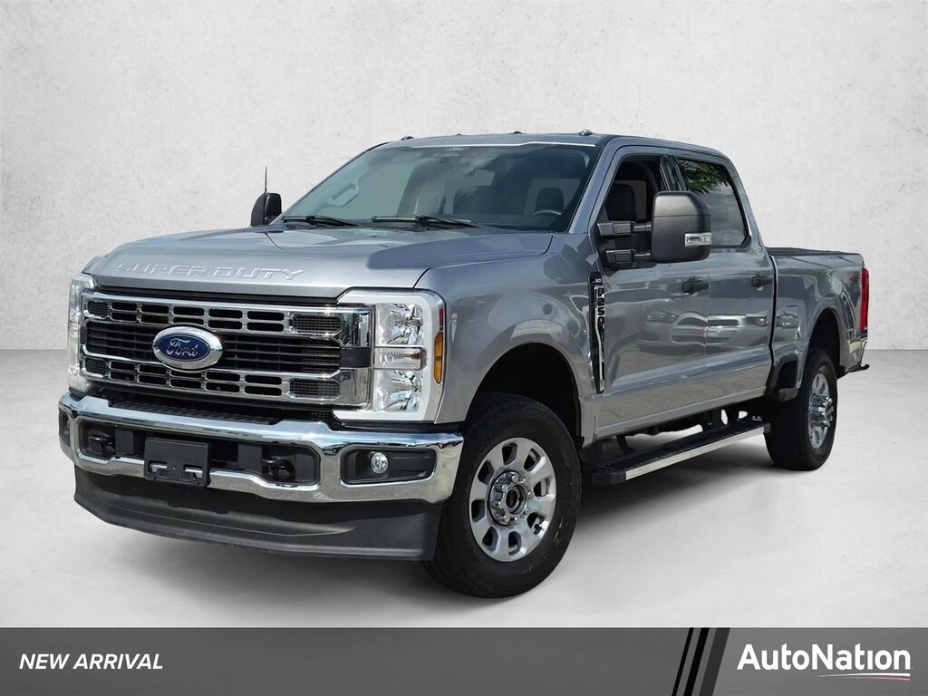 Certified 2024 Ford F-250 XLT Truck Crew Cab
