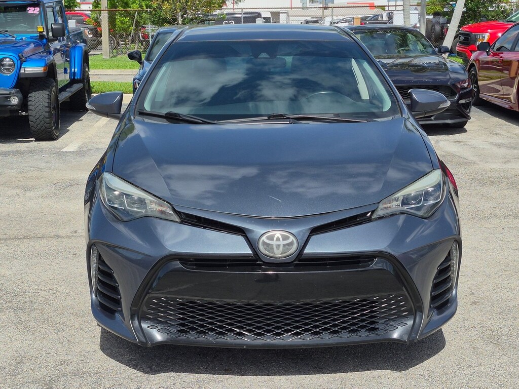 Used 2017 Toyota Corolla SE Sedan