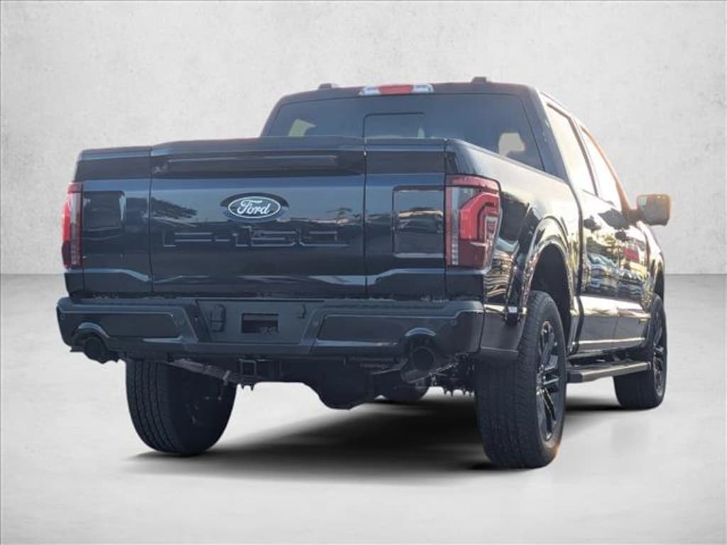 New 2025 Ford F-150 LARIAT Truck SuperCrew Cab