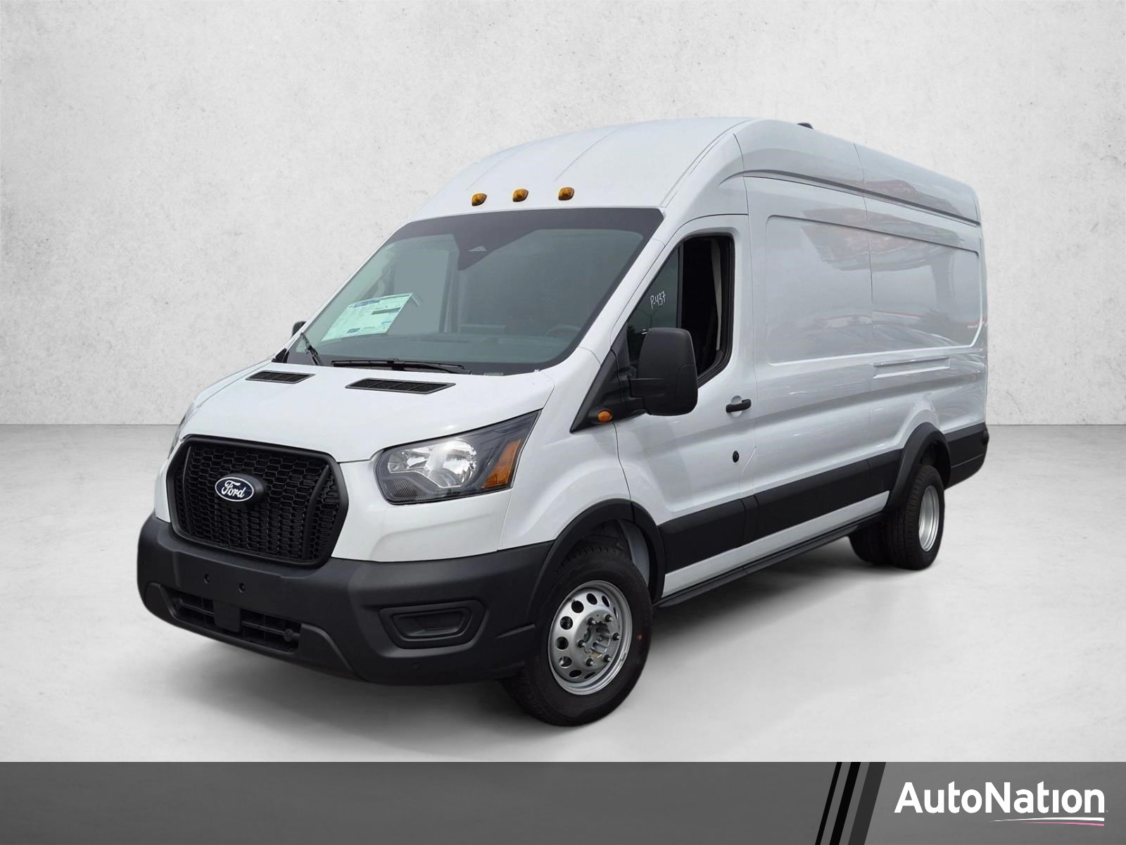  Ford Transit-350 Cargo