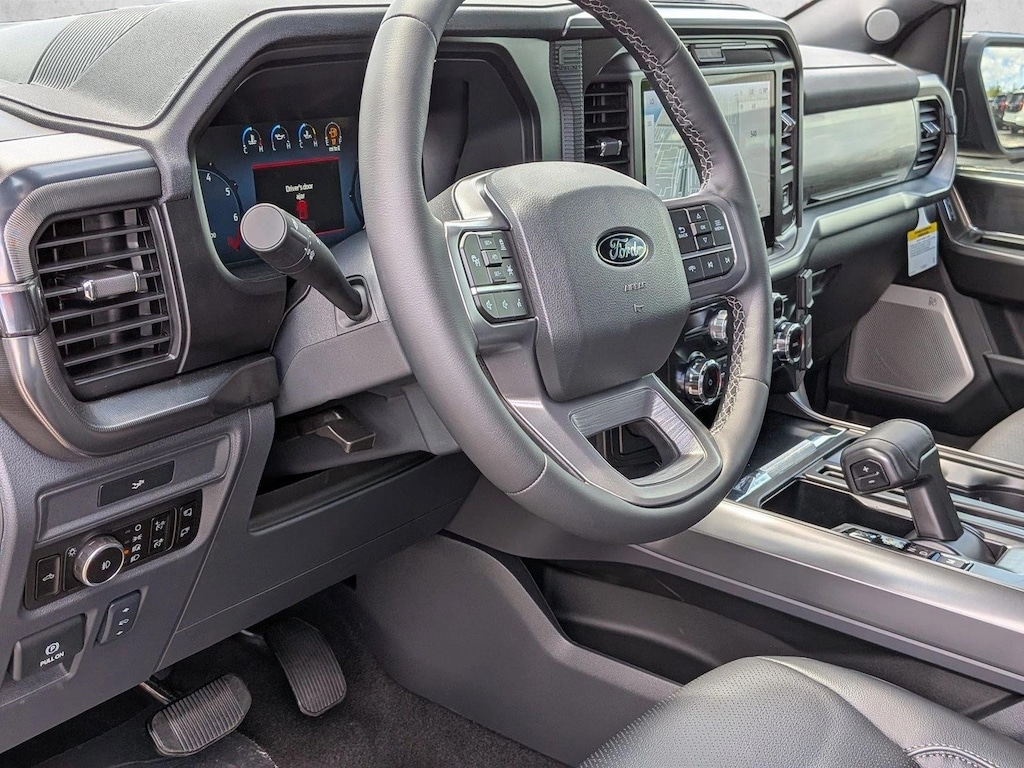 New 2026 Ford F-150 LARIAT Truck SuperCrew Cab