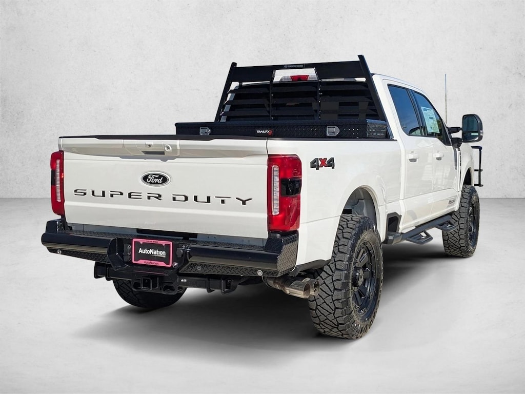 New 2026 Ford F-250 LARIAT Truck Crew Cab