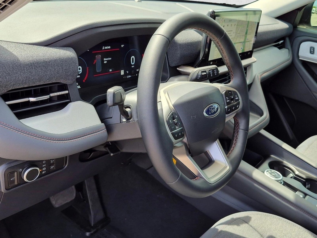 New 2026 Ford Explorer Active w/200A Pkg SUV